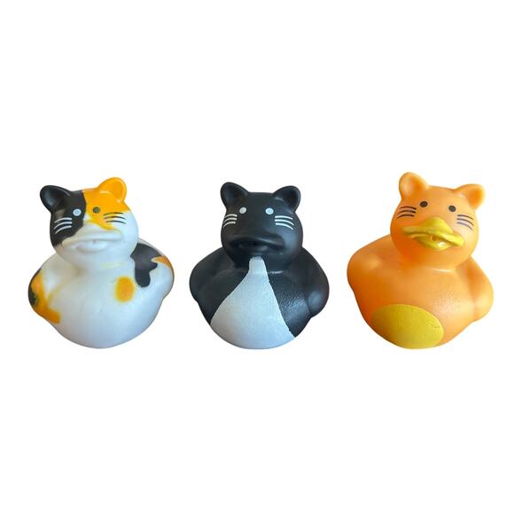Set of 3 Kitty Cat 2" Rubber Ducks Duckies Jeep Duck Ducked Kitties - Picture 1 of 6